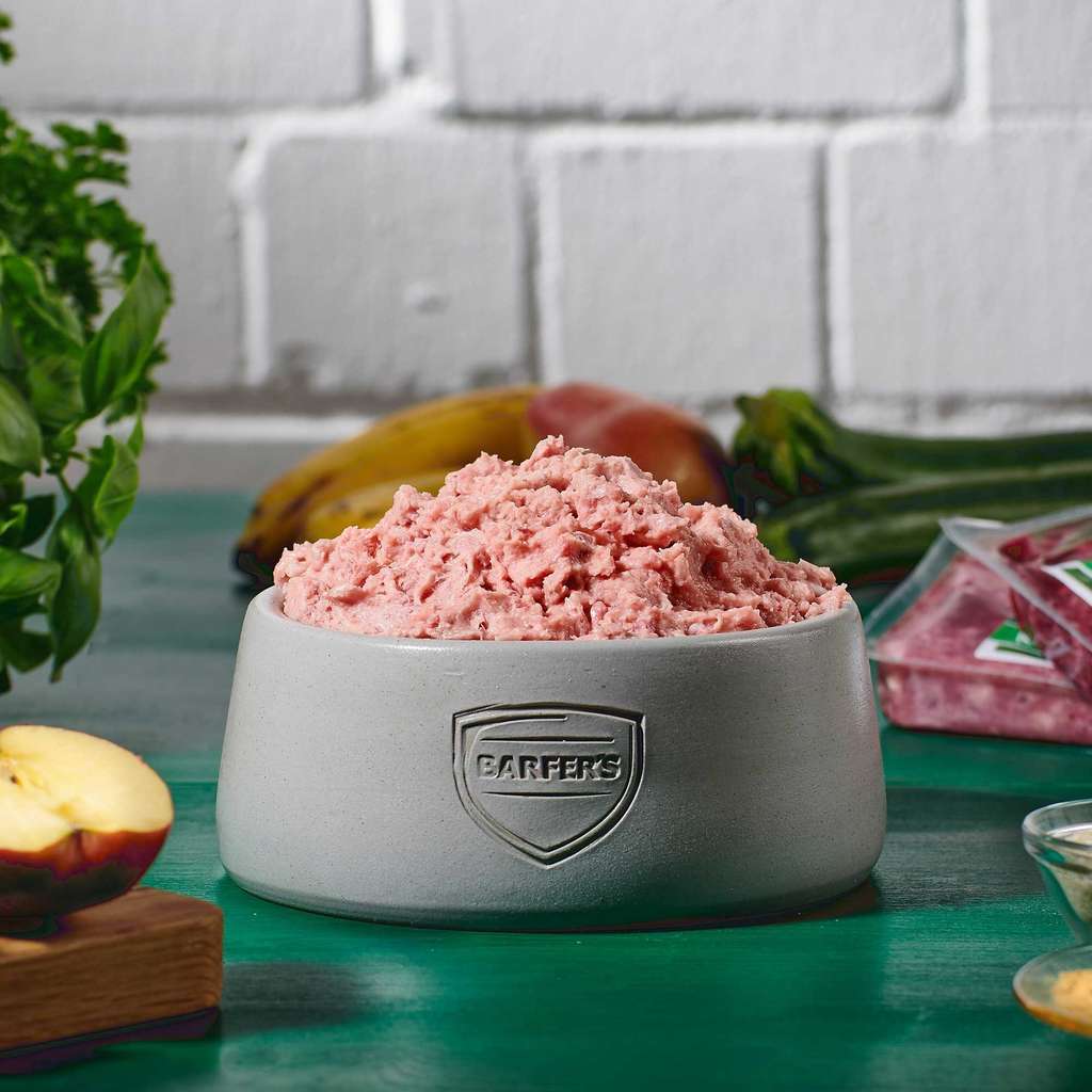 Barfer's Wellfood Choice Hühnerhälse gewolft